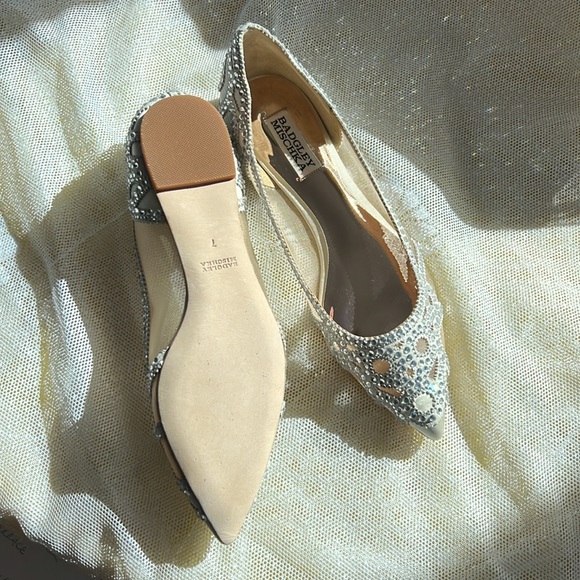 Brand New Badgley Mischka Gigi Ballet Flat IVORY - Picture 16 of 17